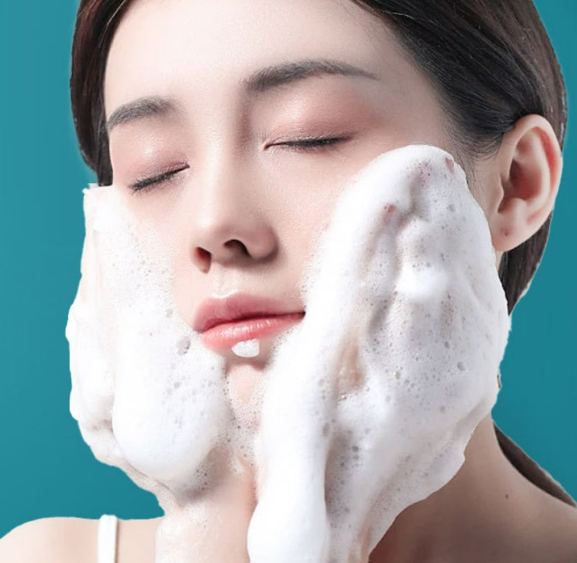 White Facial Cleanser Doctor Hao Facial Cleanser